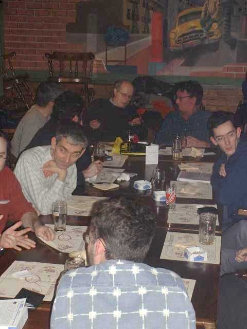 Jicé, la main de Sniper, le bras de BooK, Jean, D@vid, François, Artur, Stéphane, Briac, les genoux de ?